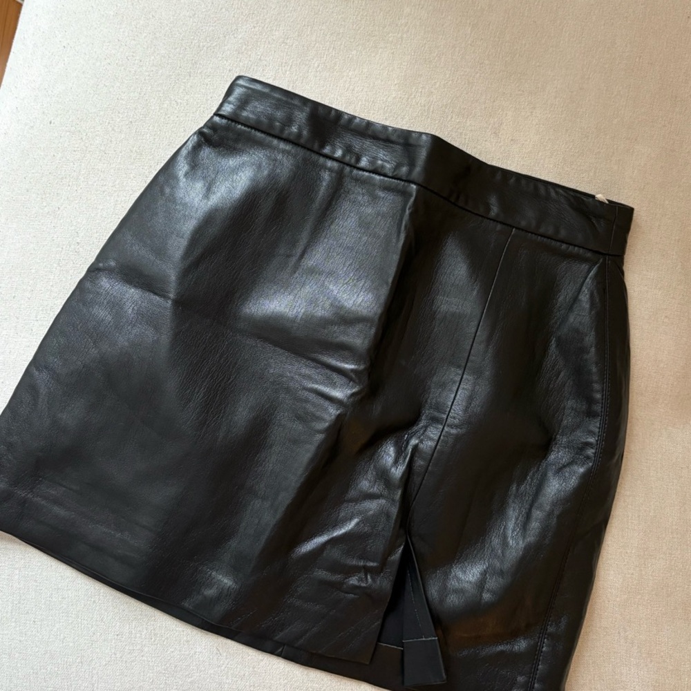 Wilfred Sleek Black Faux Leather Skirt
